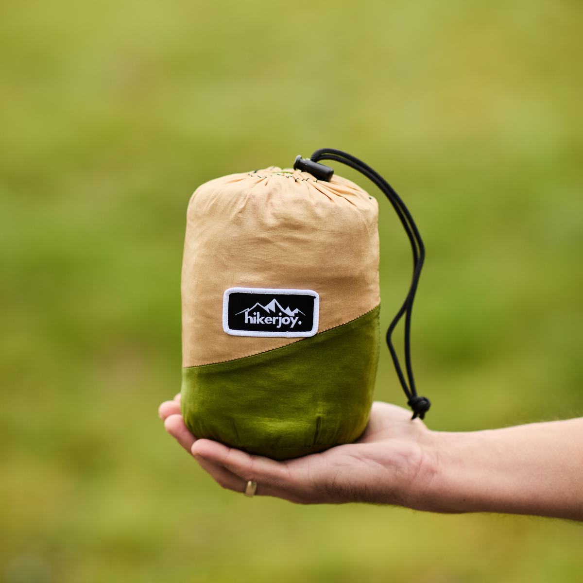 Hamac hikerjoy olive sand portabil în săculeț compact pentru aventură outdoor