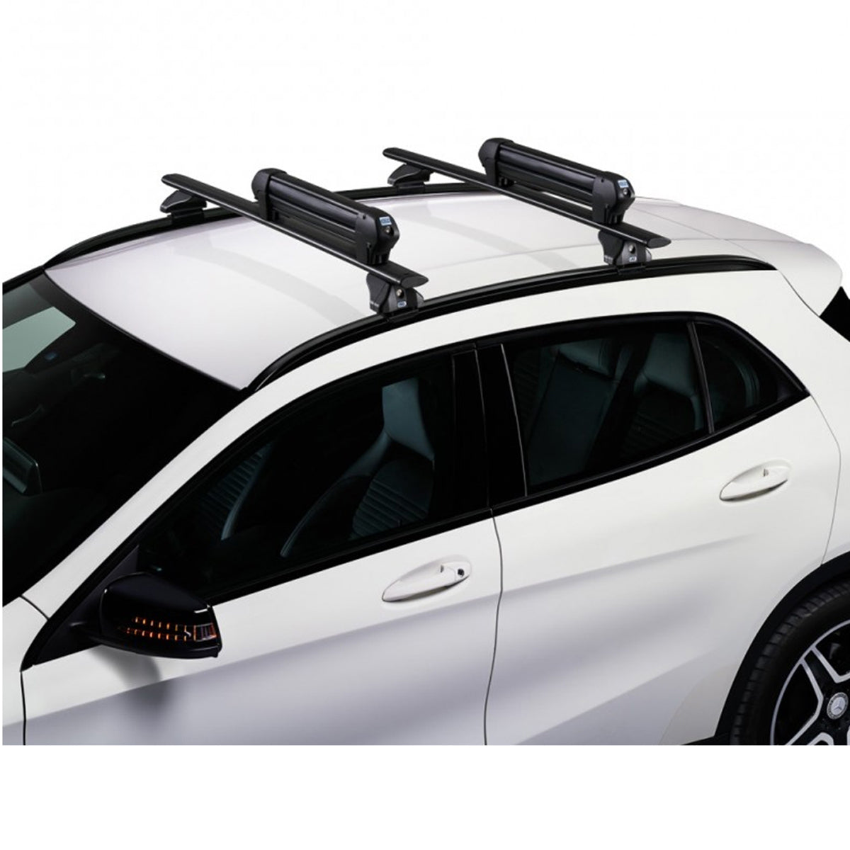 Suport 4 perechi schiuri cu prindere pe bare transversale - Cruz Ski Rack Dark 4