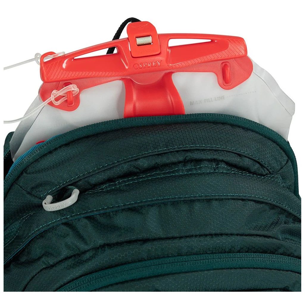 Rucsac Ciclism Damă Osprey Sylva 12 Verde – MTB, Ventilație AirSpeed & Husă Ploaie