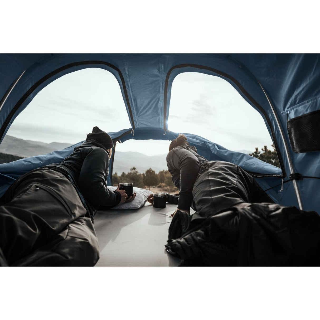 Cort auto cu prindere pe plafon, Thule, Approach 2 L, pentru 4 persoane, Dark Slate