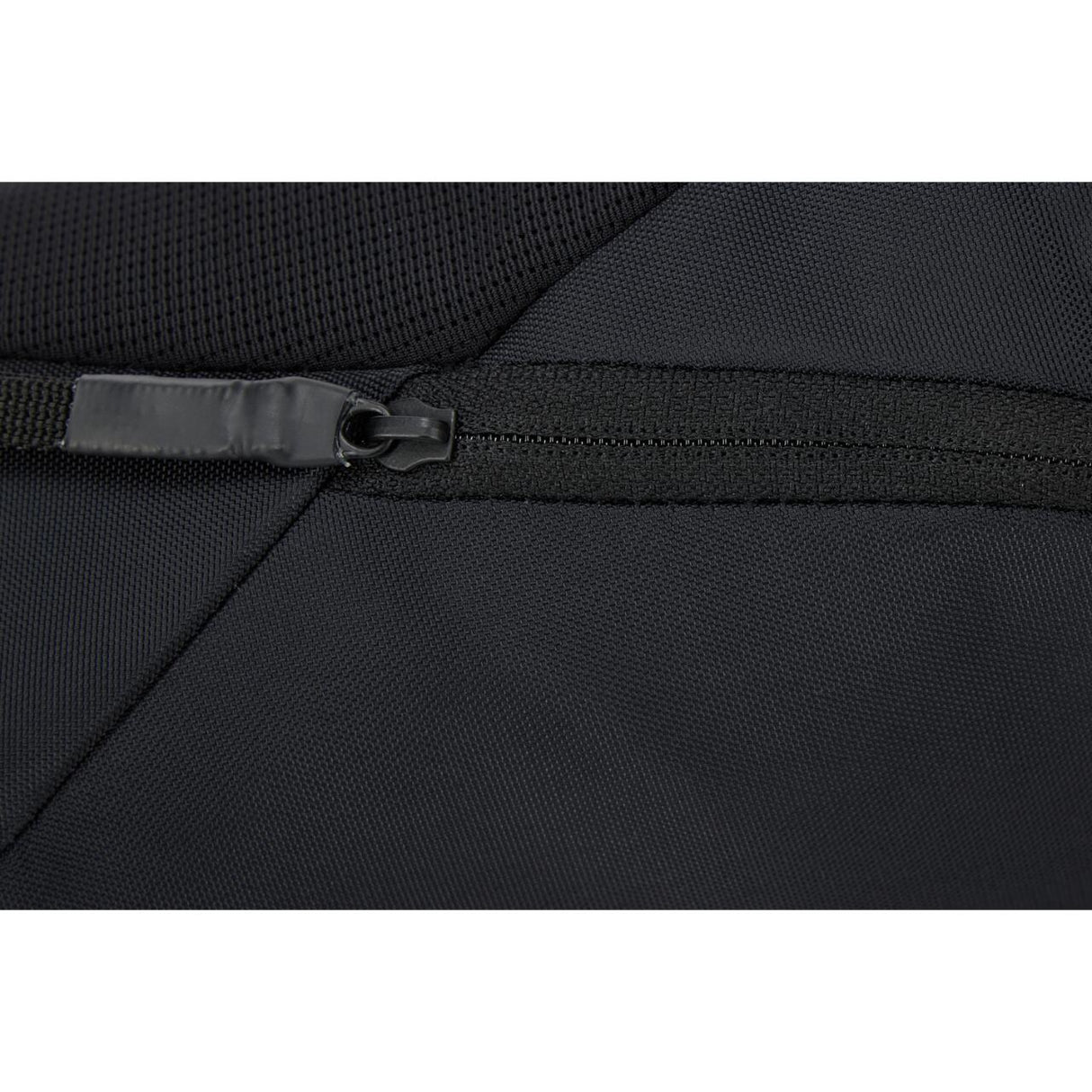 Geanta de umar pentru sticla de apa, Thule, EnRoute, Black