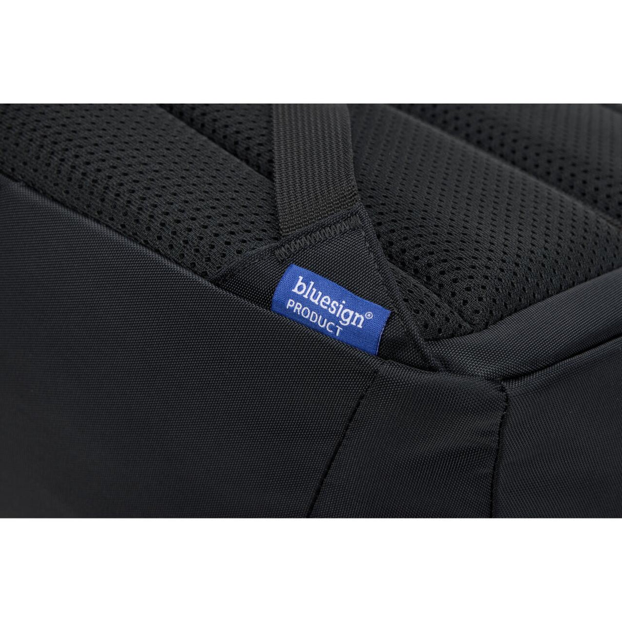Rucsac urban cu compartiment tableta, Thule, EnRoute, 12L, Black