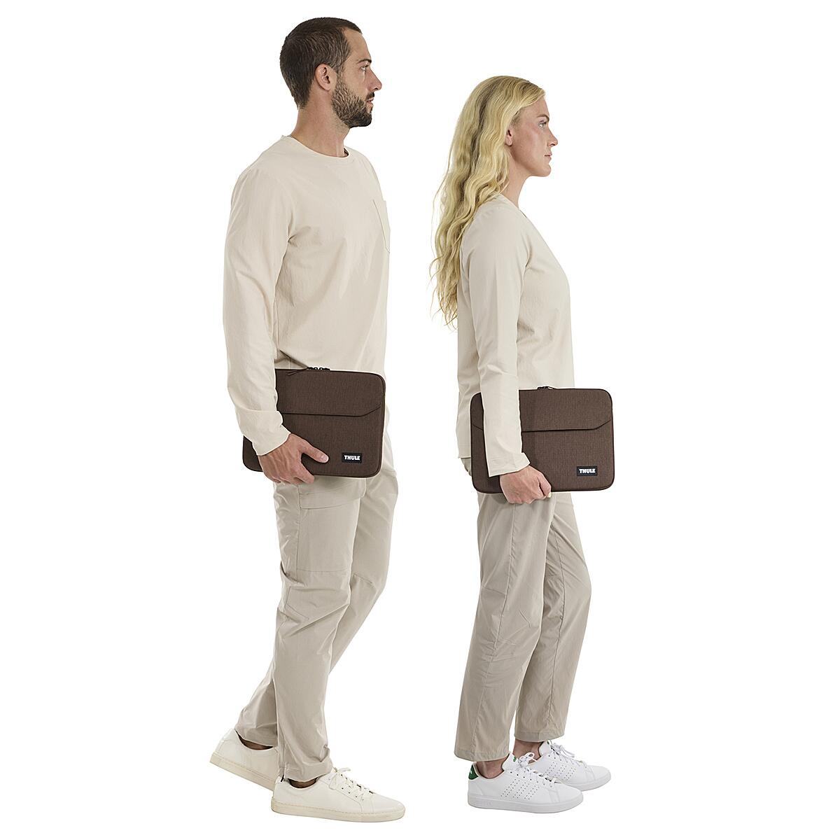 Husa laptop Thule Lithos Sleeve MacBook Pro 14", Nuanced Brown