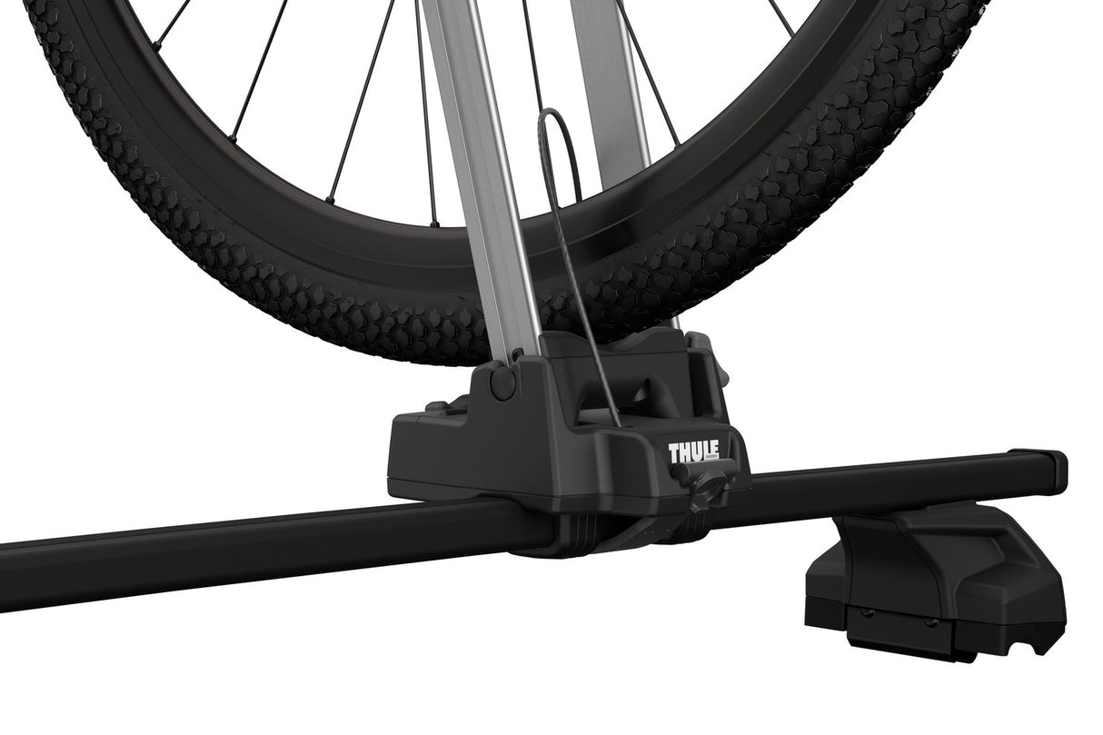 Suport pentru prinderea rotii pe barele transversale Thule Front Wheel Holder 547001