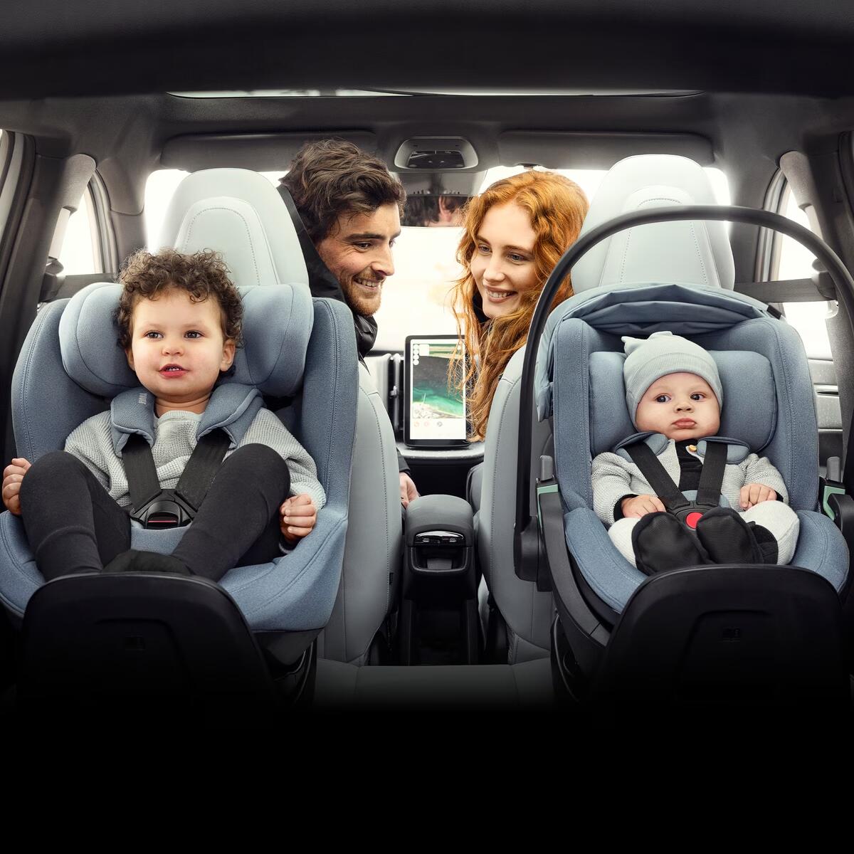 Scaun auto Thule Maple pentru bebeluși 0 - 15 luni Black