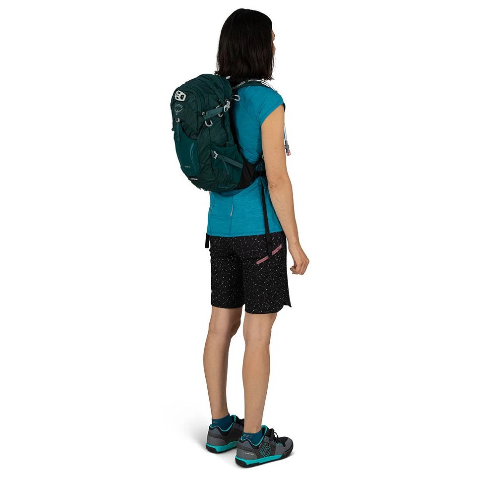 Rucsac Ciclism Damă Osprey Sylva 12 Verde – MTB, Ventilație AirSpeed & Husă Ploaie