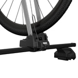 Suport pentru prinderea rotii pe barele transversale Thule Front Wheel Holder 547001