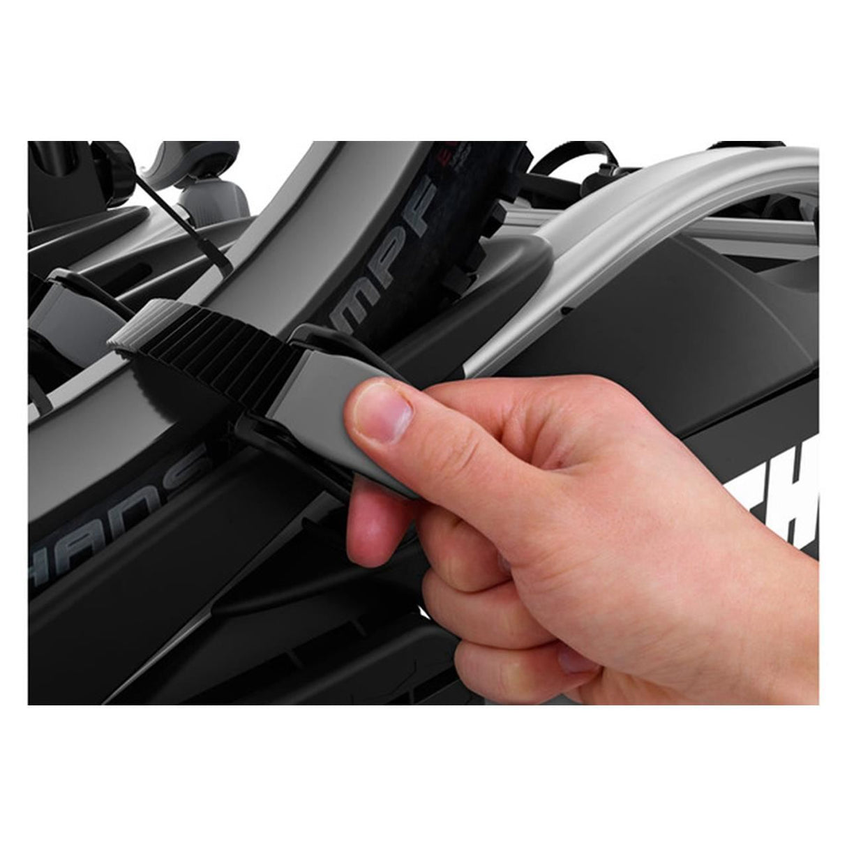 Suport 3 biciclete Thule VeloCompact 927 cu prindere pe carligul de remorcare