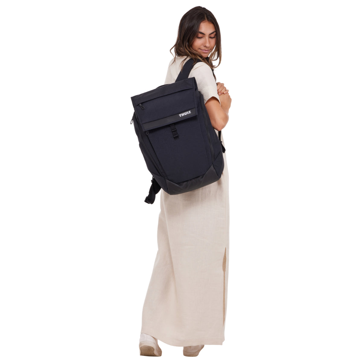 Rucsac urban cu compartiment laptop Thule Paramount, 27L, Black (model 2023)