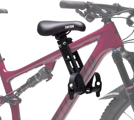 Tata si copil pe bicicleta de munte