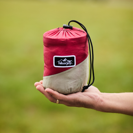 Hamac hikerjoy burgundy, nuanță vișinie pentru ambient cald