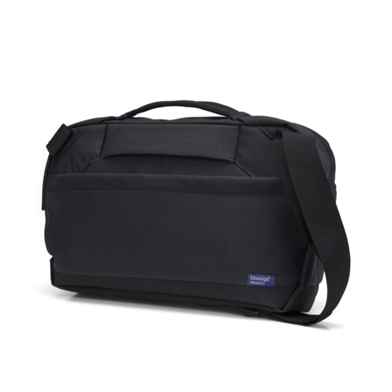 Accesoriu Thule Aion Changing Bag - Geanta pentru a transporta toate cele necesare copilului, Black