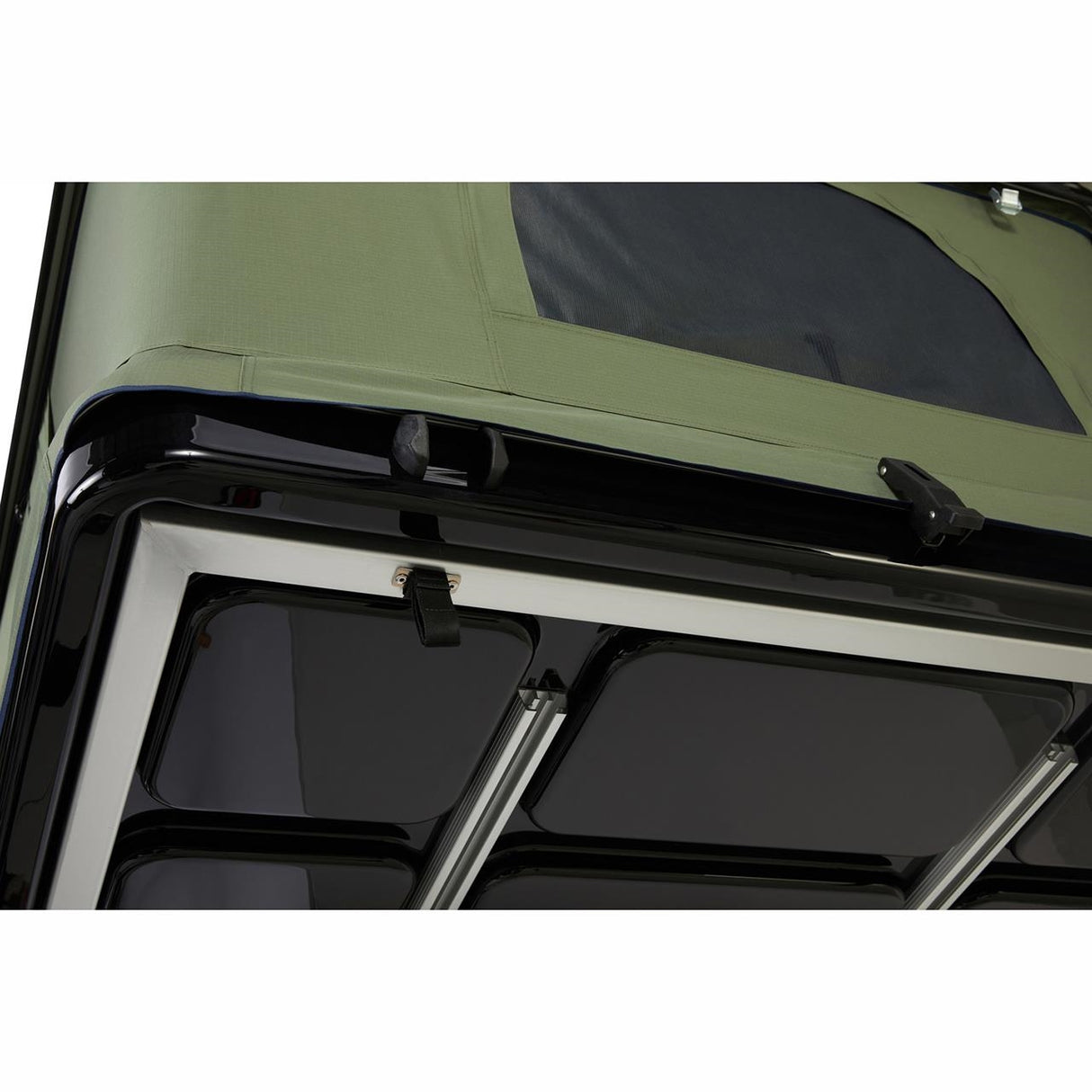 Cort auto cu prindere pe plafon, Thule, Basin, 2 persoane, Hard-Shell, Negru