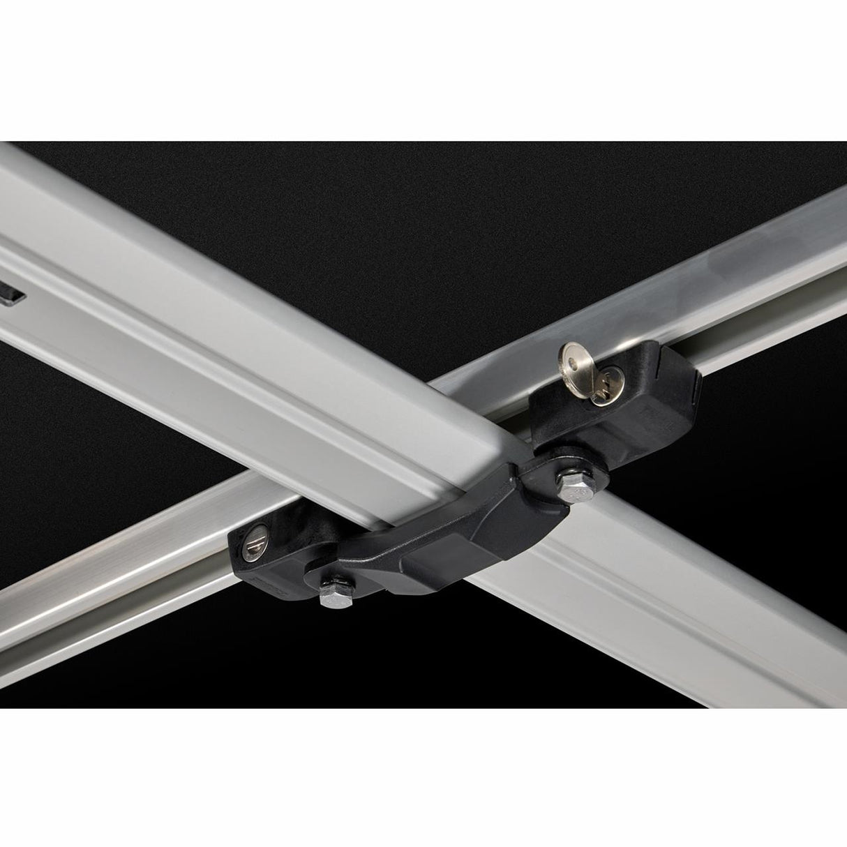 Cort auto cu prindere pe plafon, Thule, Basin, 2 persoane, Hard-Shell, Negru