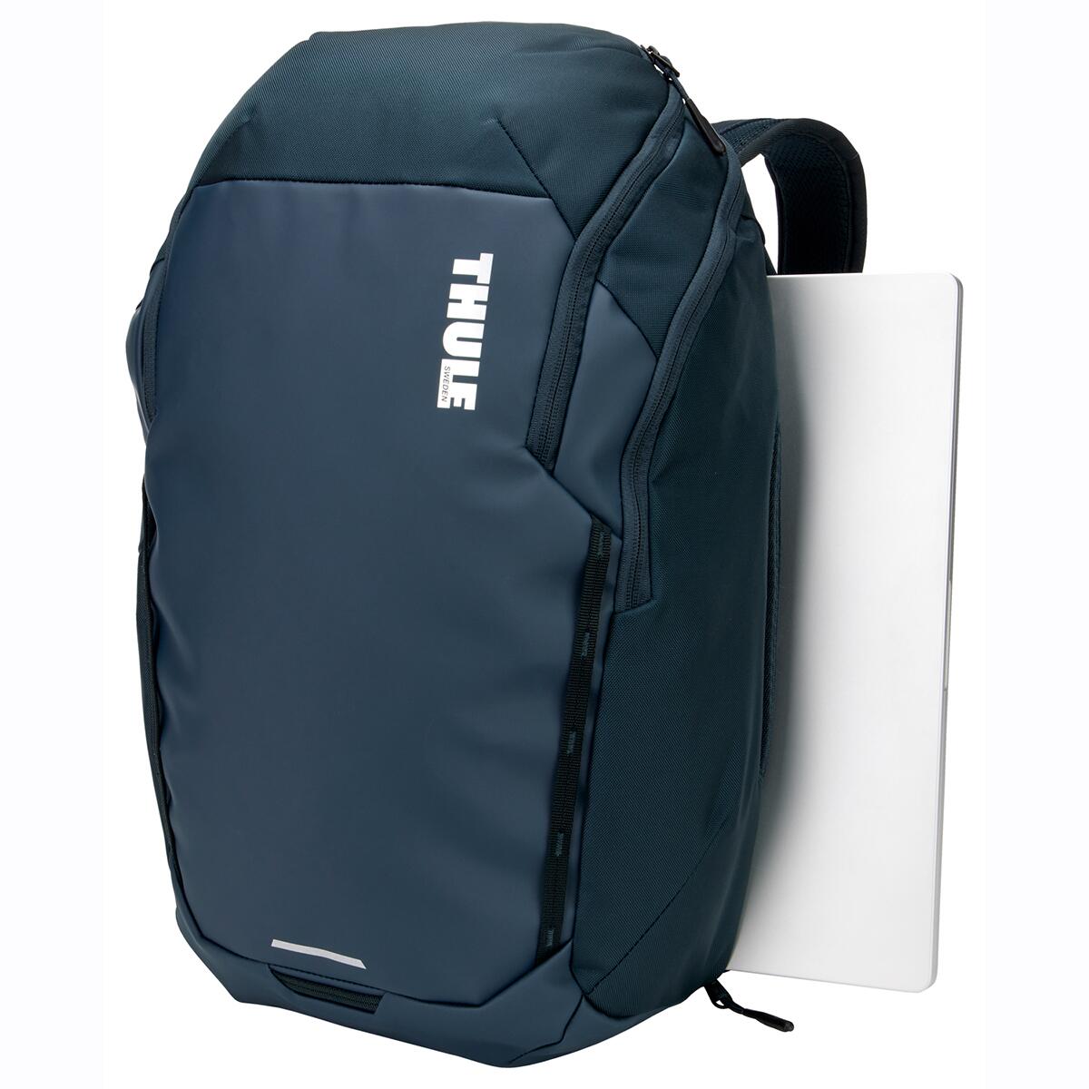 Rucsac urban cu compartiment laptop, Thule, Chasm, 26L, Darkest Blue