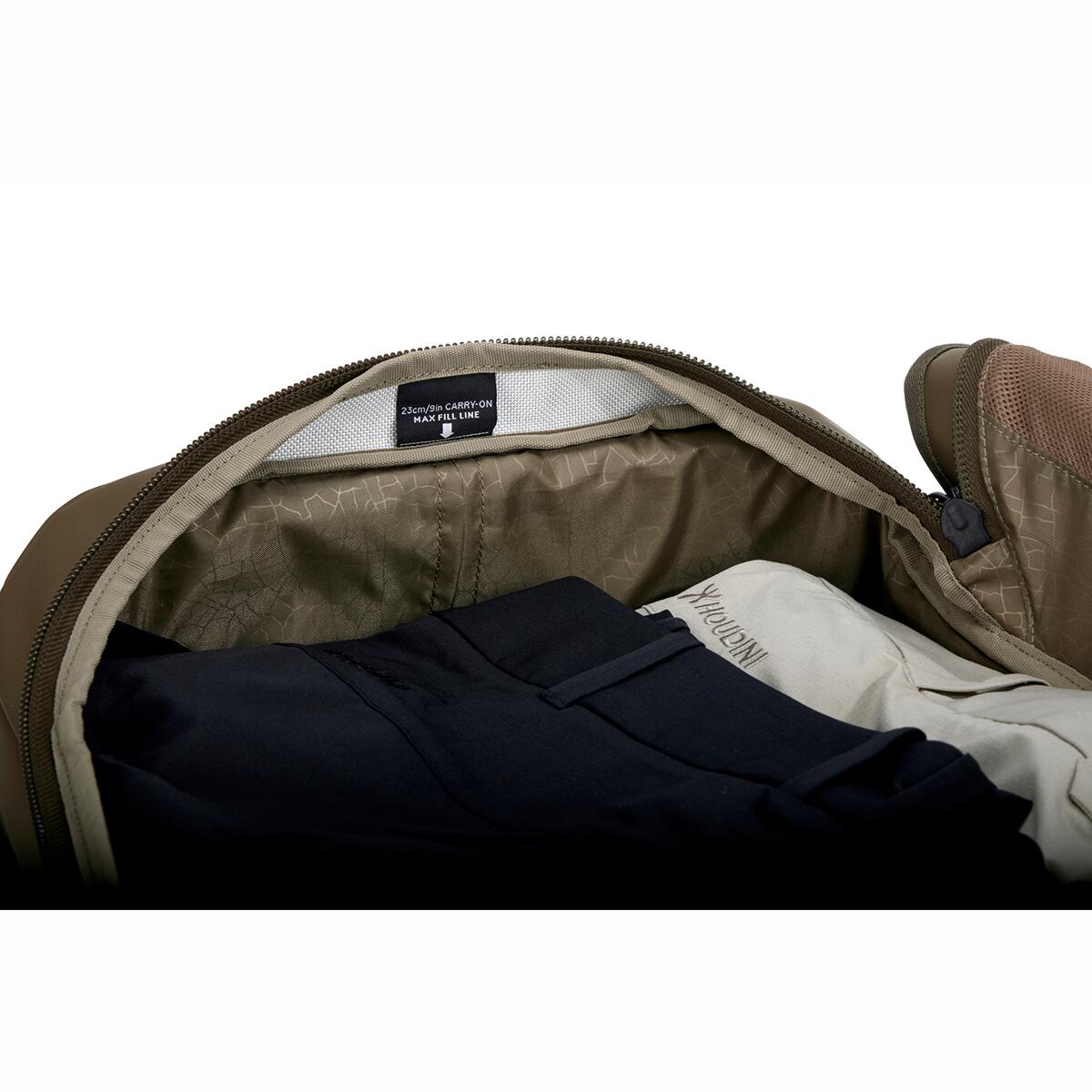 Geanta voiaj Thule Chasm Wheeled Carry-On Duffel 40L, Deep Khaki