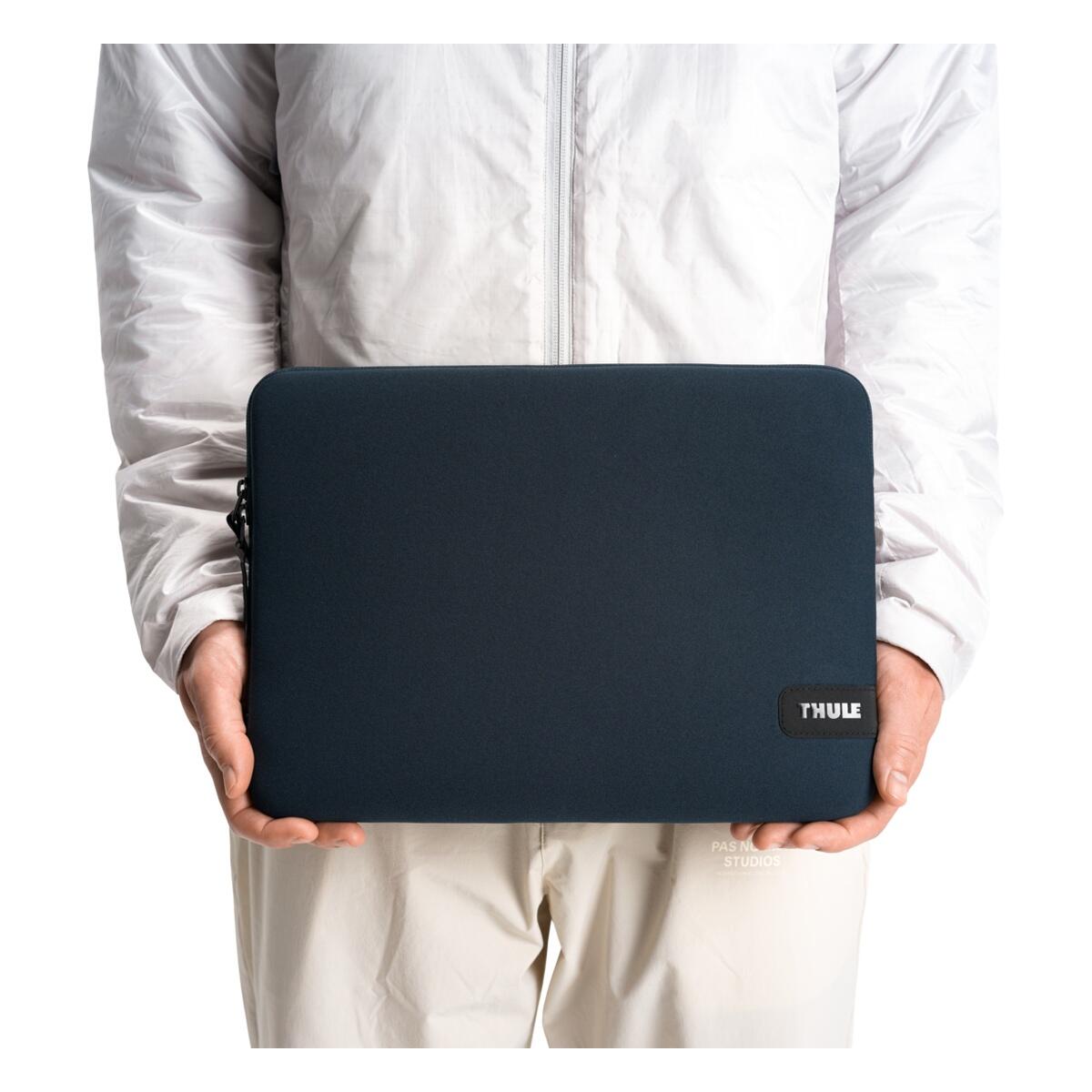Husa laptop Thule Koya PC 14”, Darkest Blue