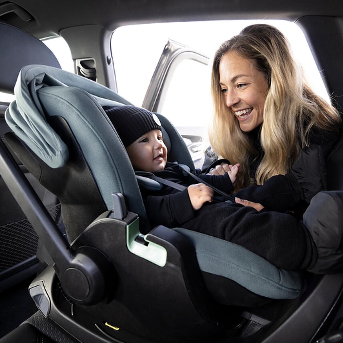 Scaun auto Thule Maple pentru bebeluși 0 - 15 luni Dark Blue