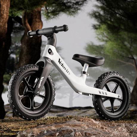 Bicicletă fără pedale Velovity 12″ alb perlat cu roți din spumă EVA, pentru copii 2–5 ani