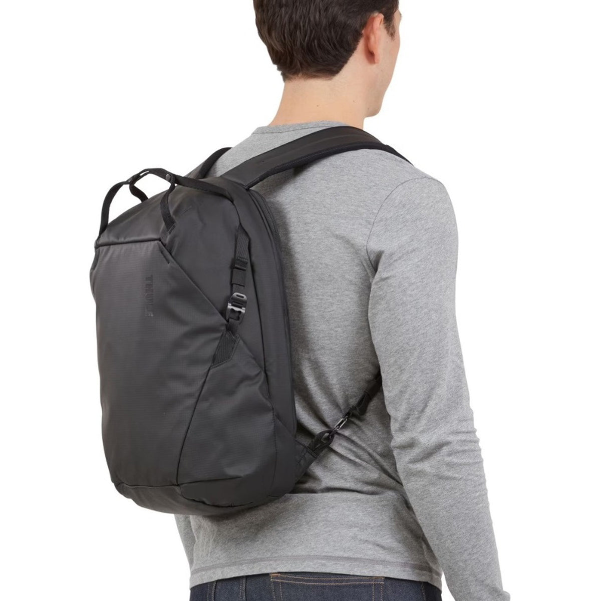 Rucsac urban cu compartiment laptop, Thule, Tact, 16L, Negru
