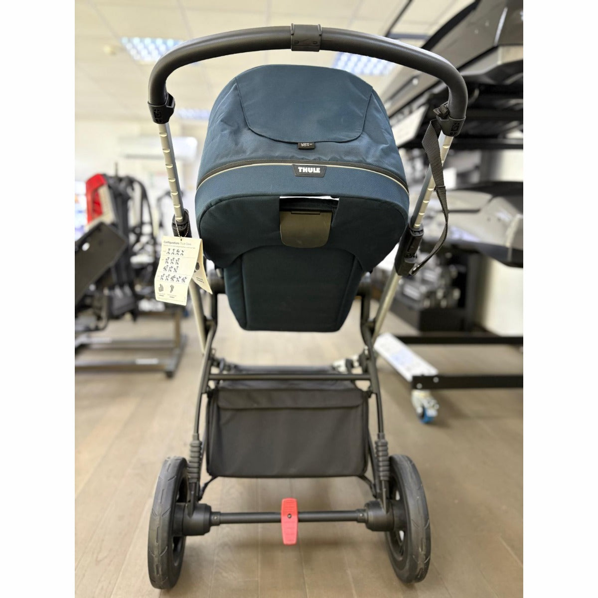 Carucior Thule SLEEK Cadru Gri si Copertina Navy Blue - RESIGILAT